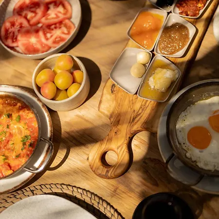 Готель @before Sunset Чешме