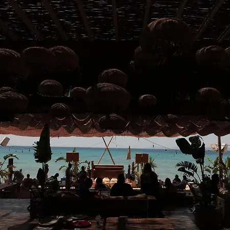 @before Sunset Чешме