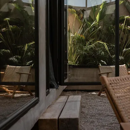 @before Sunset Szálloda *