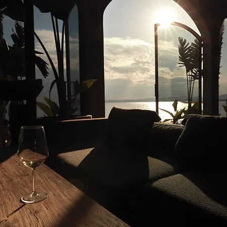 Hotel @before Sunset